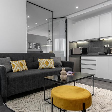 Phaedrus Living: City Center Luxury Flat Loukianou Athens Ngoại thất bức ảnh