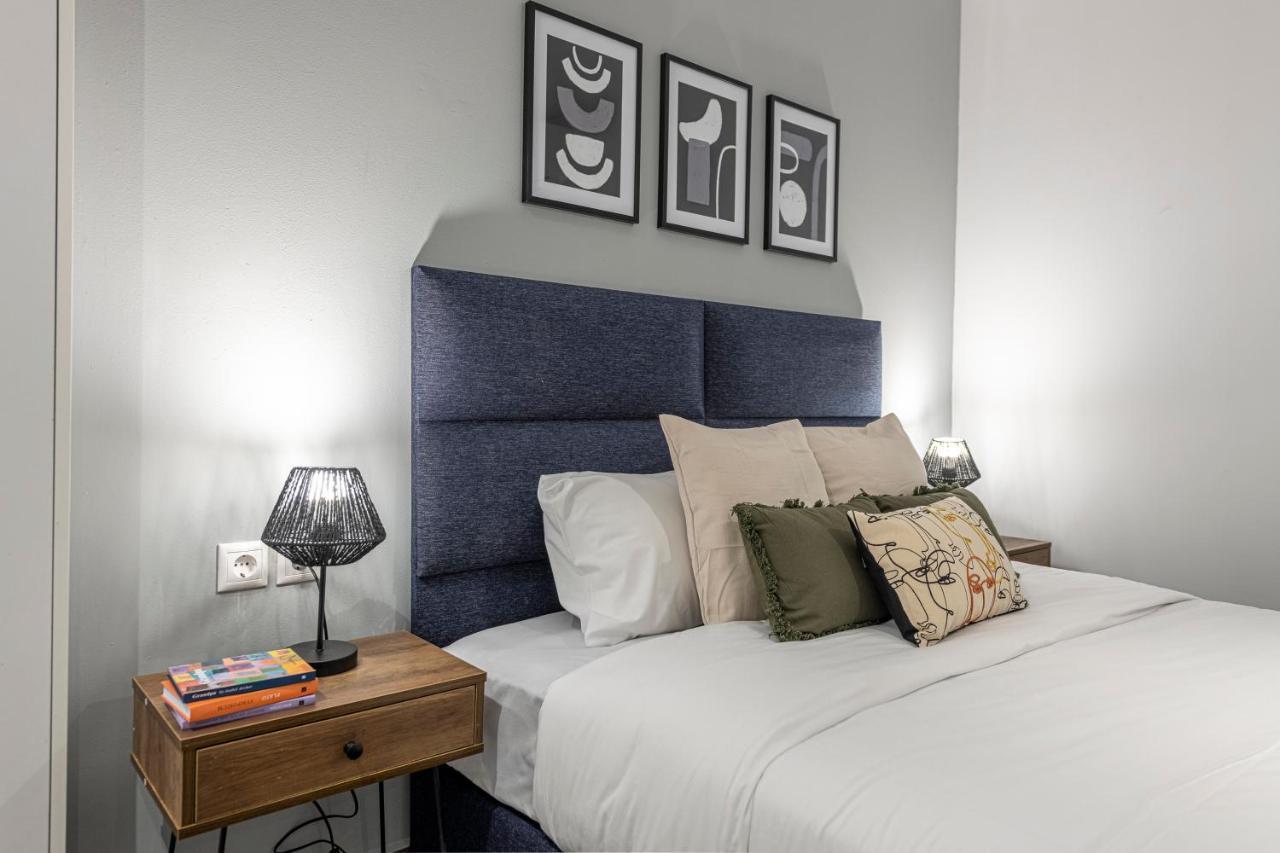 Phaedrus Living: City Center Luxury Flat Loukianou Athens Ngoại thất bức ảnh