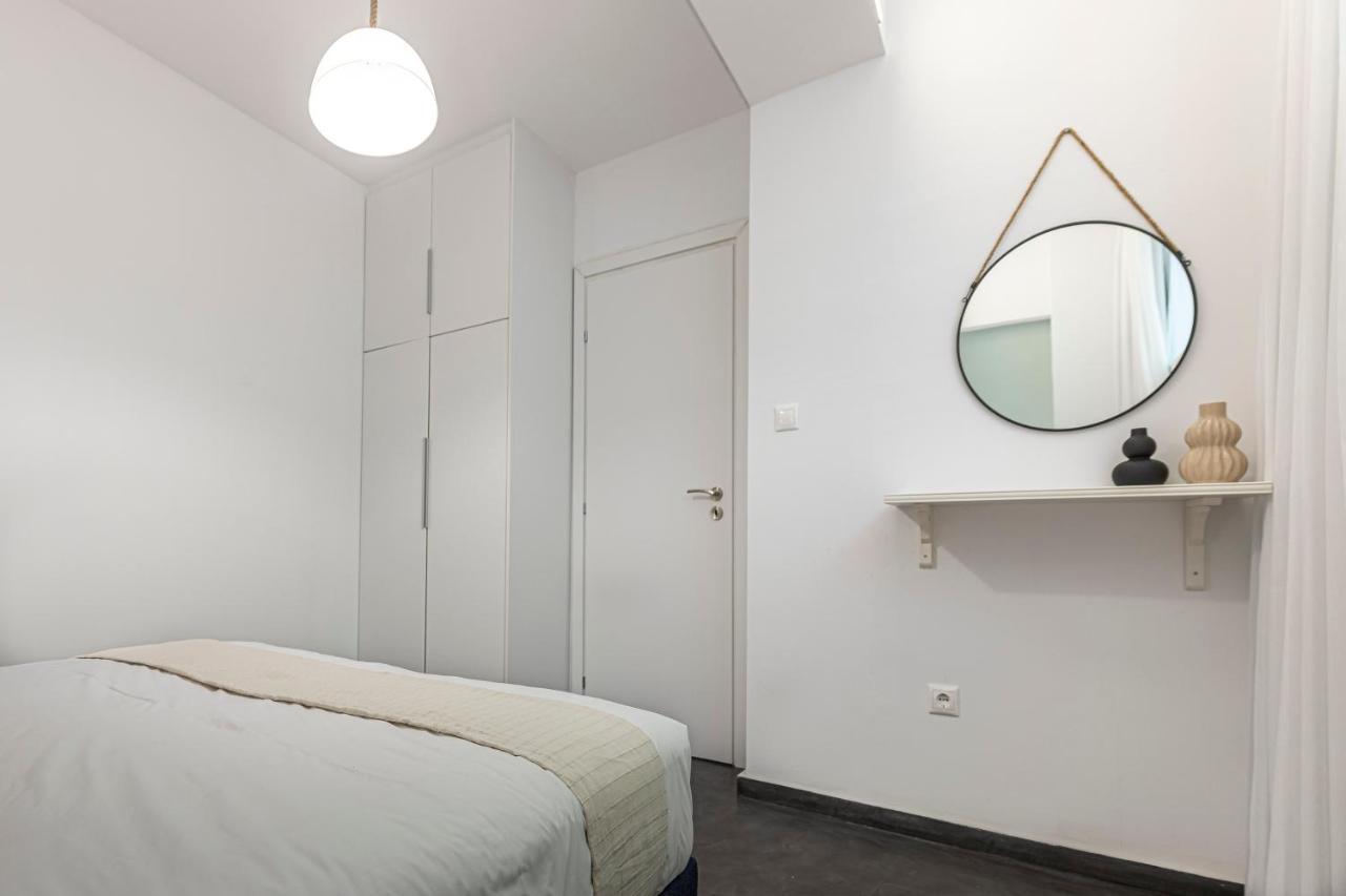 Phaedrus Living: City Center Luxury Flat Loukianou Athens Ngoại thất bức ảnh
